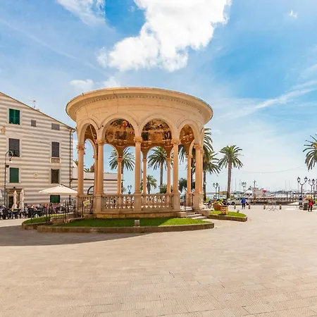 Lovely In With Outdoor Swimming Pool * Rapallo