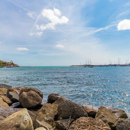 1 Bedroom Stunning In Rapallo