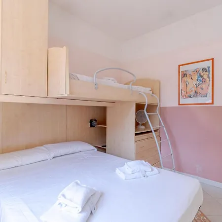Holiday home 1 Bedroom Stunning In Rapallo